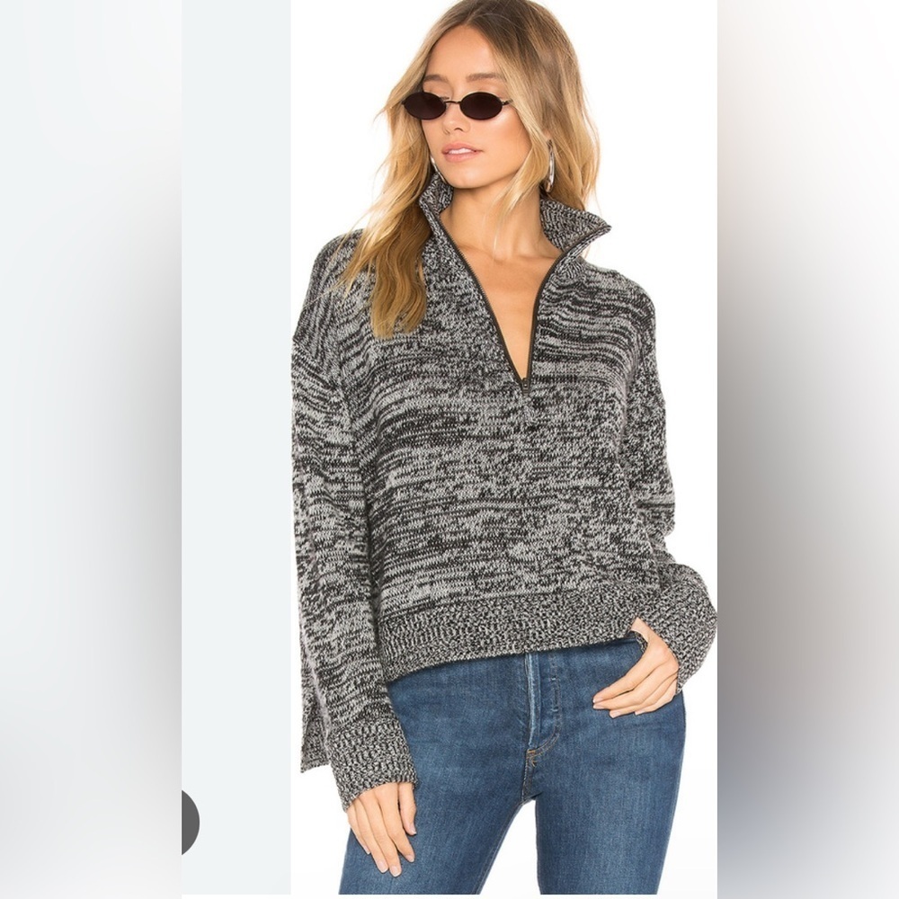 360 Cashmere Pullover in Red and Lunar Size XS